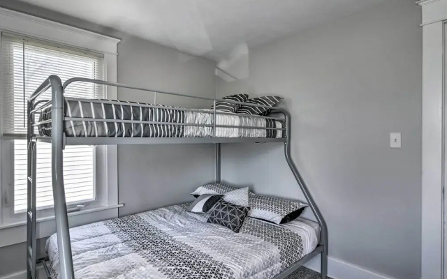 Dog-friendly Home ~ 14 Mi to Highmark Stadium