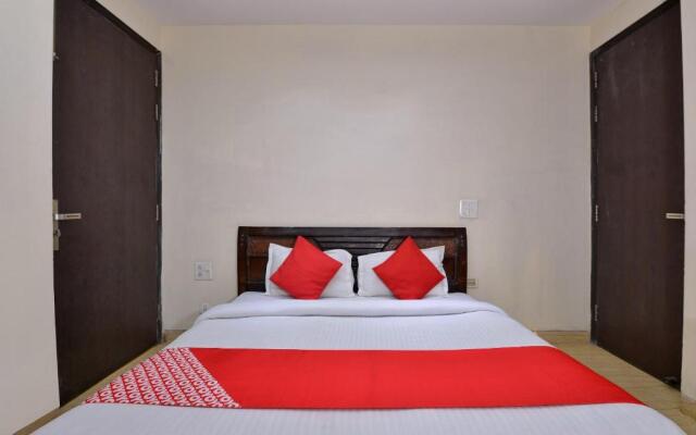 OYO Rooms CR Park Outer Ring Road