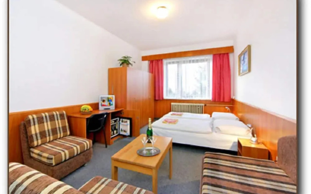 Hotel Diana