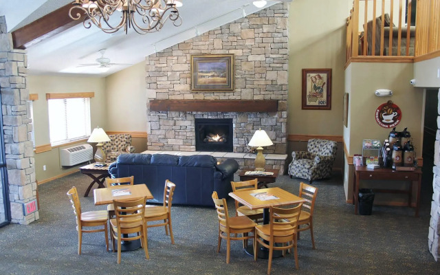 AmericInn by Wyndham Cedar Rapids Airport