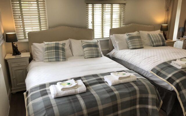 Old Thatch Bambers Green