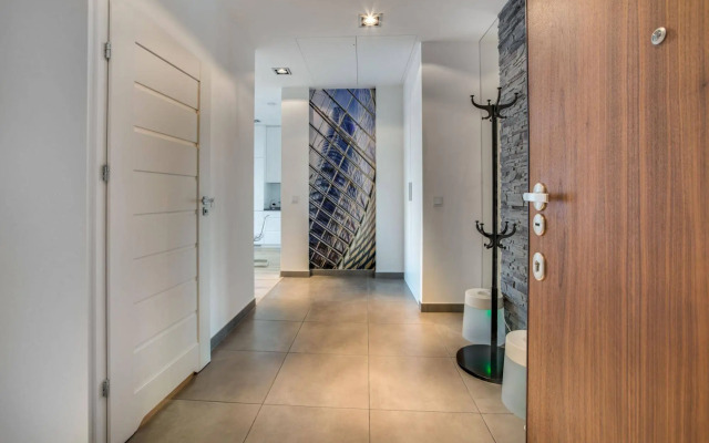 In The Sky - Sky Tower Apartments