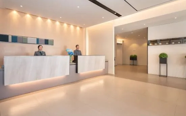 Homeinn Selected Wuxi Zhongshan Road Sanyang Square Metro Station