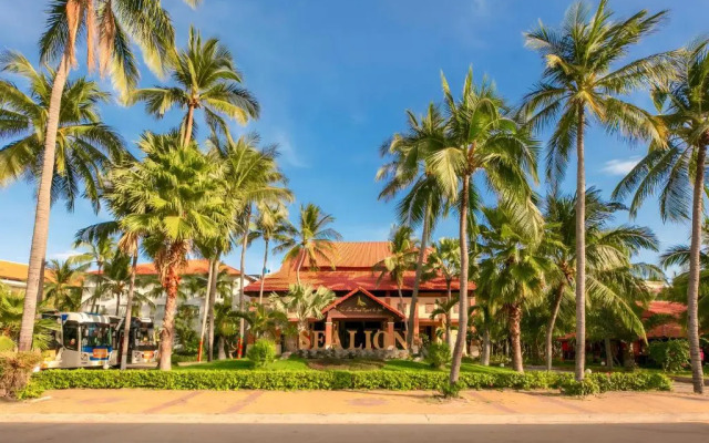 Sea Lion Beach Resort & Spa