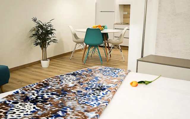 Apartamentos Antares S.L.