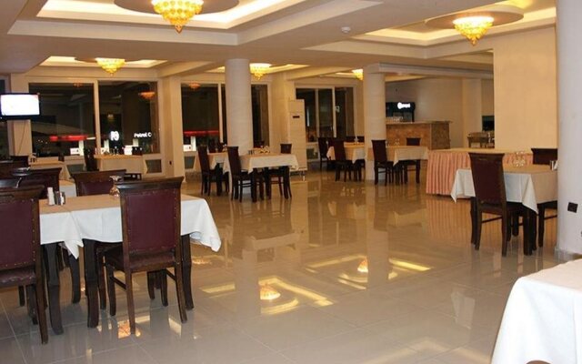 Hera City Hotel