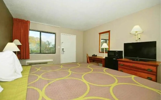 Stay Inn & Suites
