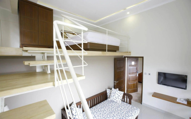 RedDoorz Plus @ Rumah Kandjani