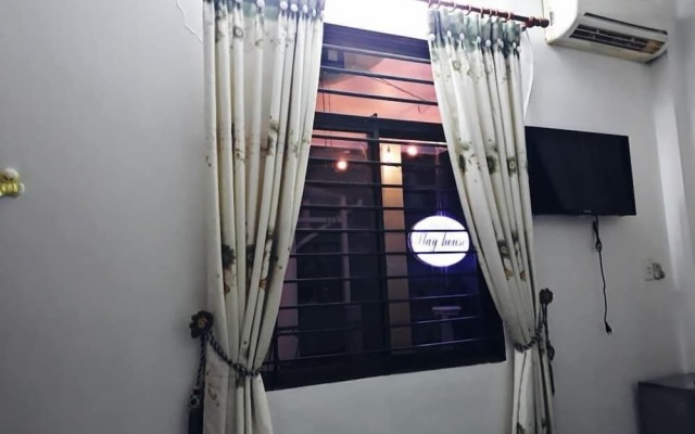 Stay House