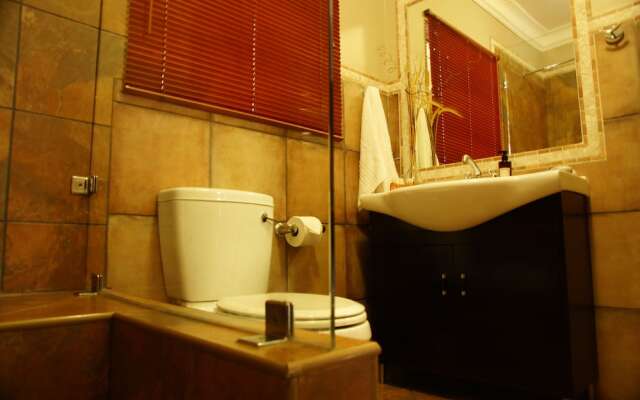 The Club House Guesthouse