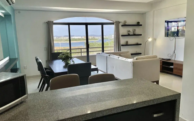 Marina del Rey Beach Club