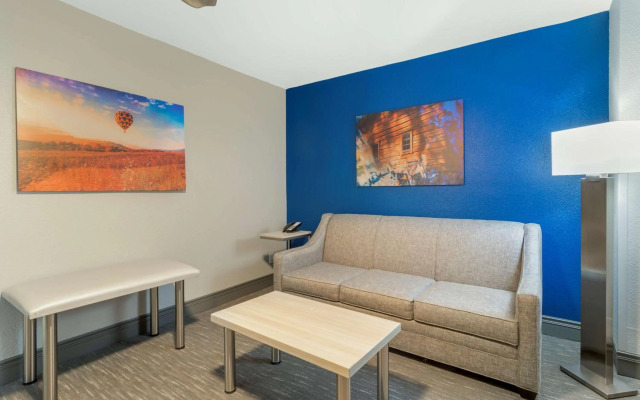 Best Western Plus Magnolia Inn & Suites