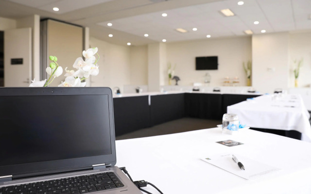 Mantra Melbourne Melton