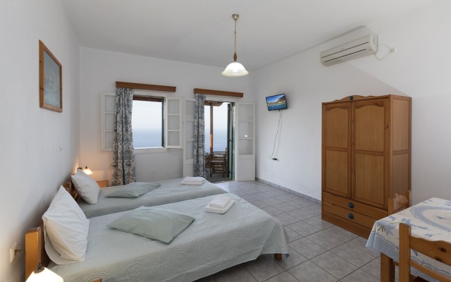 Spitha Rooms
