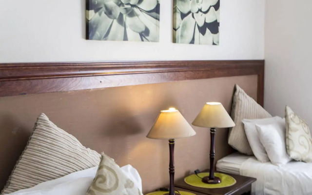 Ons Dorpshuis Guest House