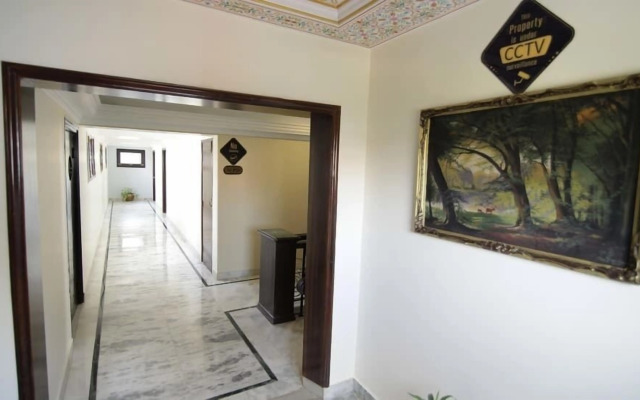 Hotel Empire Regency