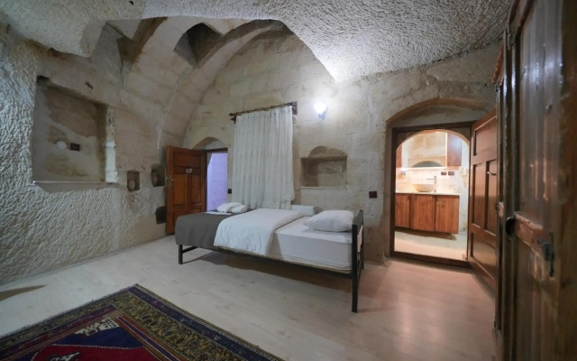 Megaron Cave Hotel