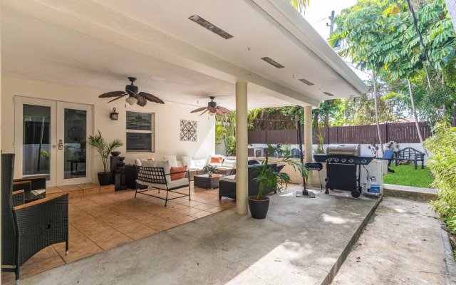 Chateau Michael Luxury Brickell Villa with Pool