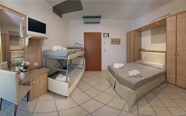 Hotel & Residence Continental