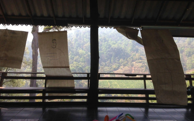 Mok Far Mont Ngo Resort
