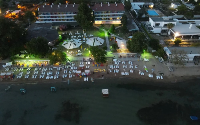Yaman Beach Hotel