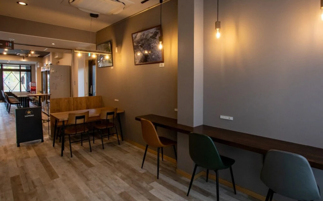 OYO Kaien Hostel