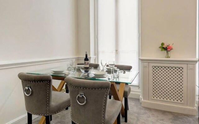 Modern 1 Bed close to Kensington High Street