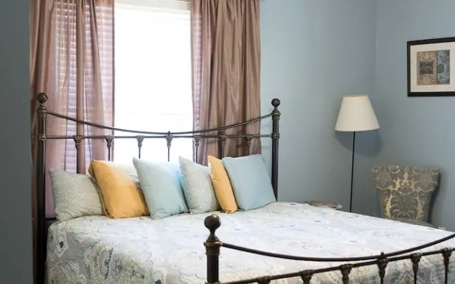Rosen House Inn - Bed And Breakfast