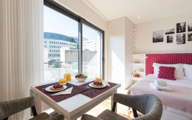 LovelyStay - Heart of D. Pedro Apartments IV