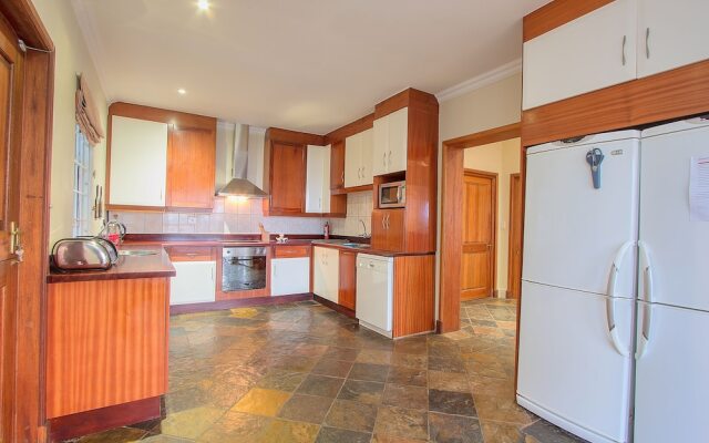 La Best Vaal Manor