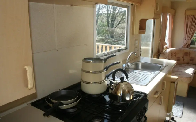 Lovely Bk Calypso Bluebird 6 Berth Holiday Caravan