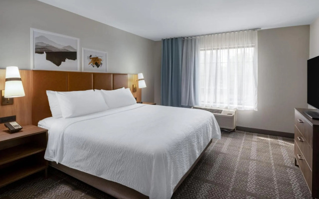 Staybridge Suites West Des Moines by IHG
