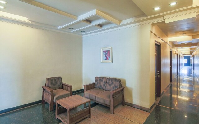 OYO 28178 Mega Inn