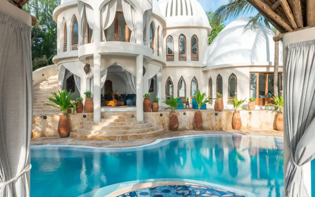 Xanadu Villas Retreat 2pax