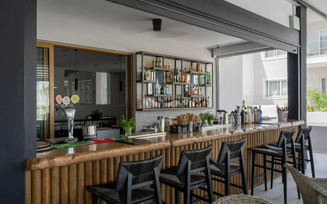Delfina Tropic Beach