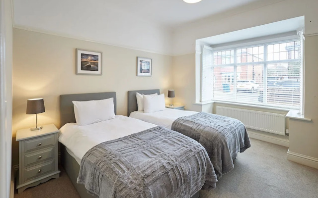 Host Stay Wardman Crescent