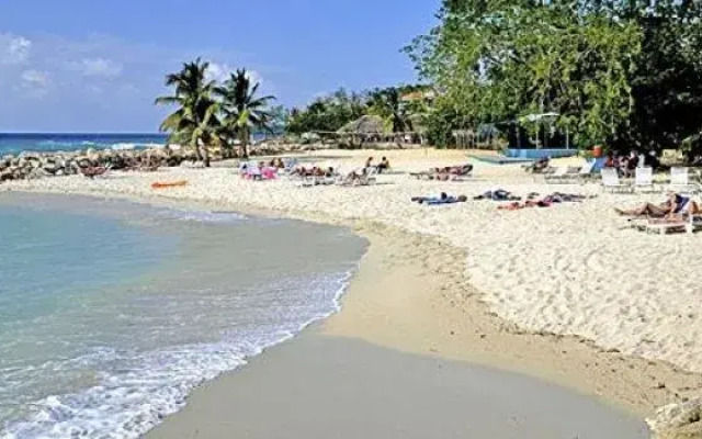 Carib Beach Apartments