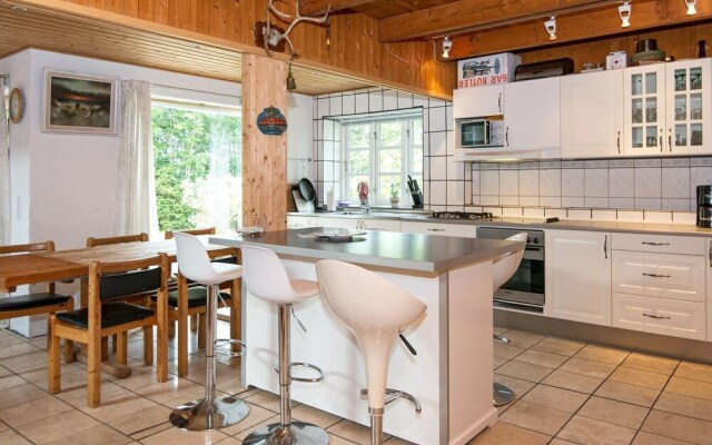 Cozy Holiday Home in Ebeltoft With Private Whirlpool