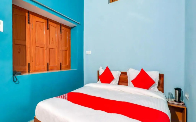 OYO Flagship 80502 Hotel Triveni