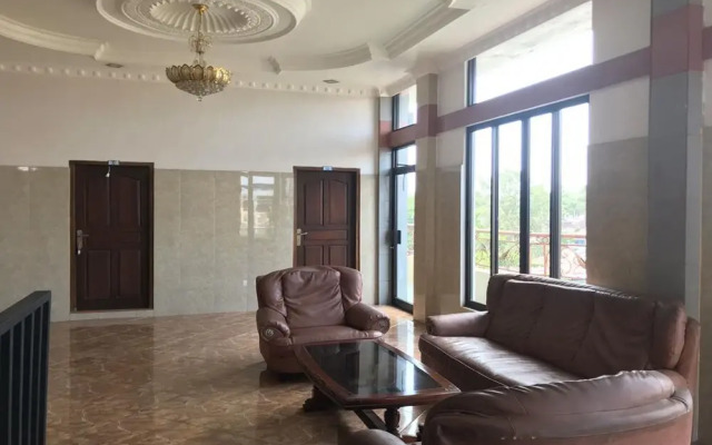 OYO 1918 Hotel Sera Indah