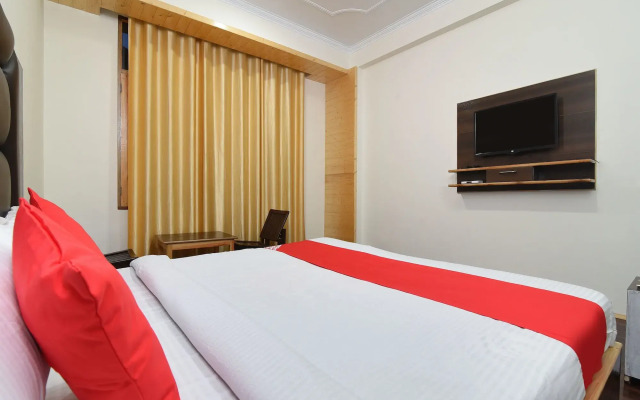 OYO 15699 Hotel Conifer