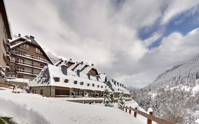 Val de Ruda Luxe 63 by Feelfree Rentals