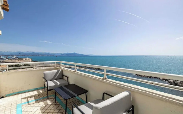 Sublime Appt - 2bd/4p - Terrace sea View - Antibes