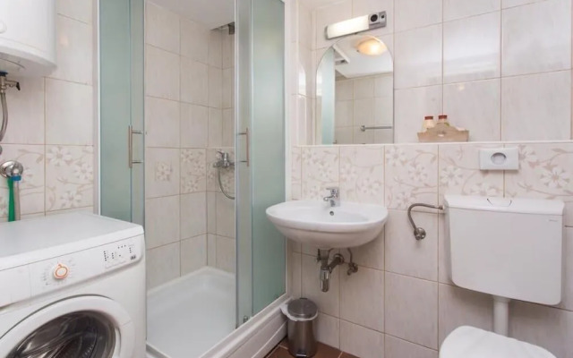 Apartments Tomy & Domy