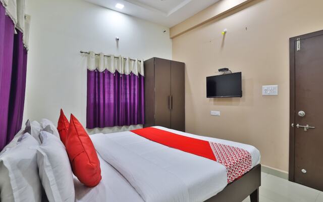 OYO 38589 Rajguru Guest House