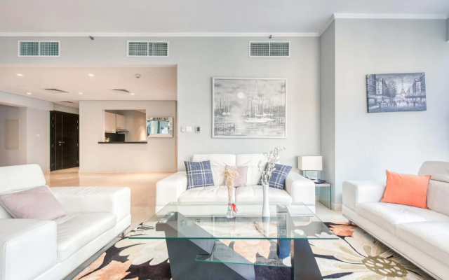 Luxury Apt w Private Jacuzzi Overlooking the Water - Hotel in ดูไบ - Photo 3