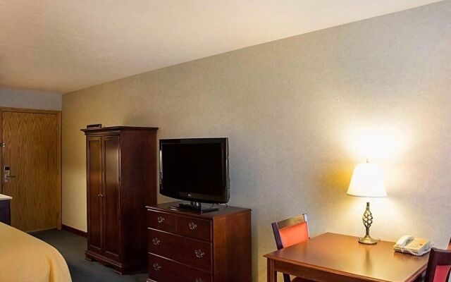 Comfort Suites Marietta - Parkersburg