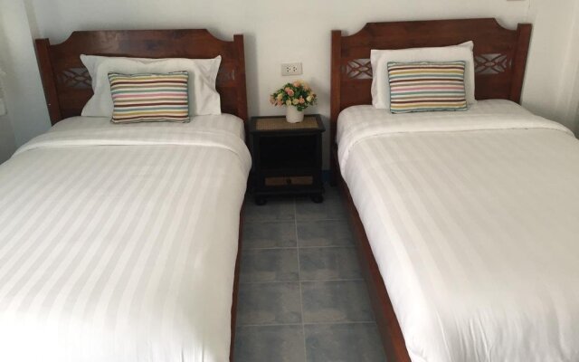 Mango Hotel