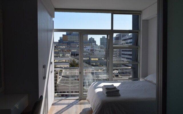 Luxury 1 Bedroom Apartment in Cape Town City Centre