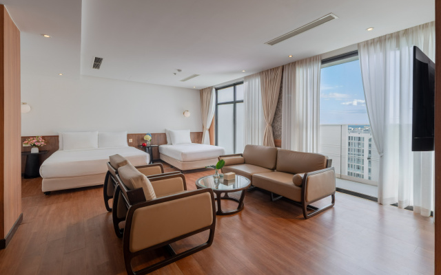 Majestic Premium Hotel – Guest Rooms – Nha Trang